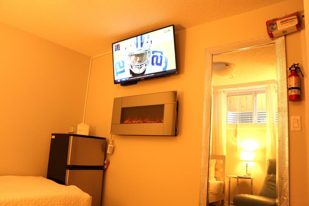 Ritchie B&B Эдмонтон Экстерьер фото